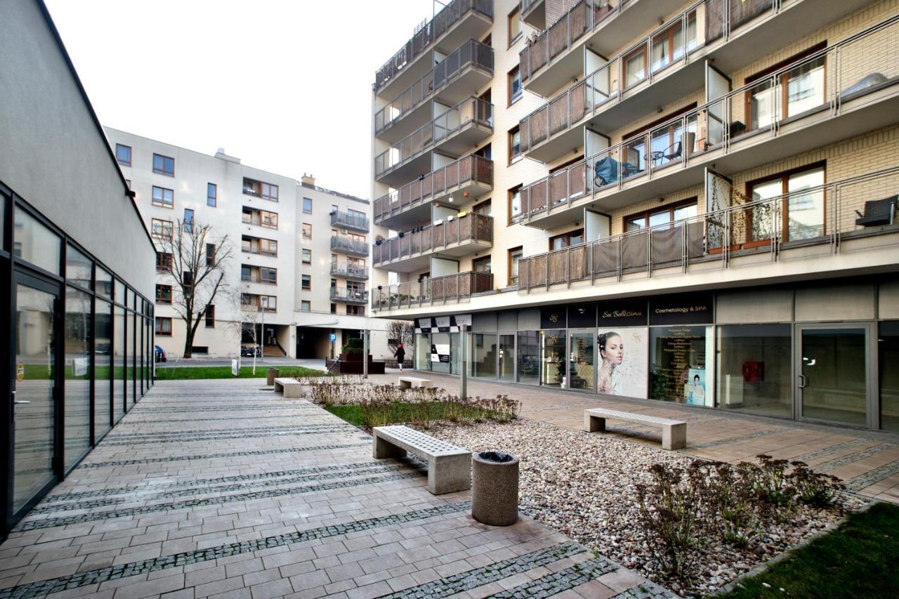 Wolska Serviced Apartments Варшава Екстер'єр фото