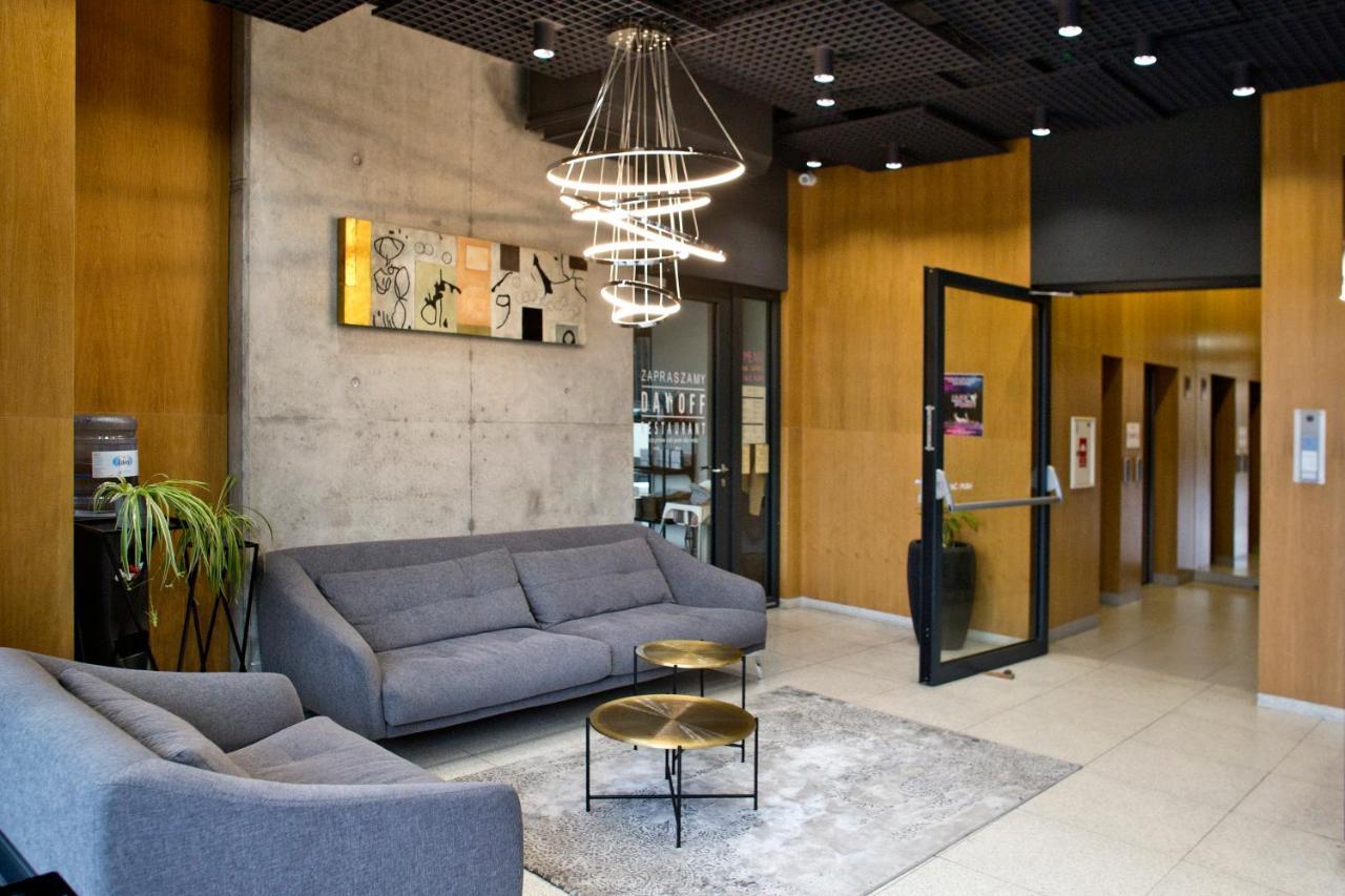 Wolska Serviced Apartments Варшава Екстер'єр фото